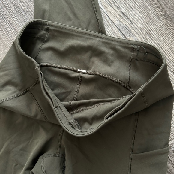 lululemon speed up tight full on luxtreme 6 28” inseam - Picture 5 of 13